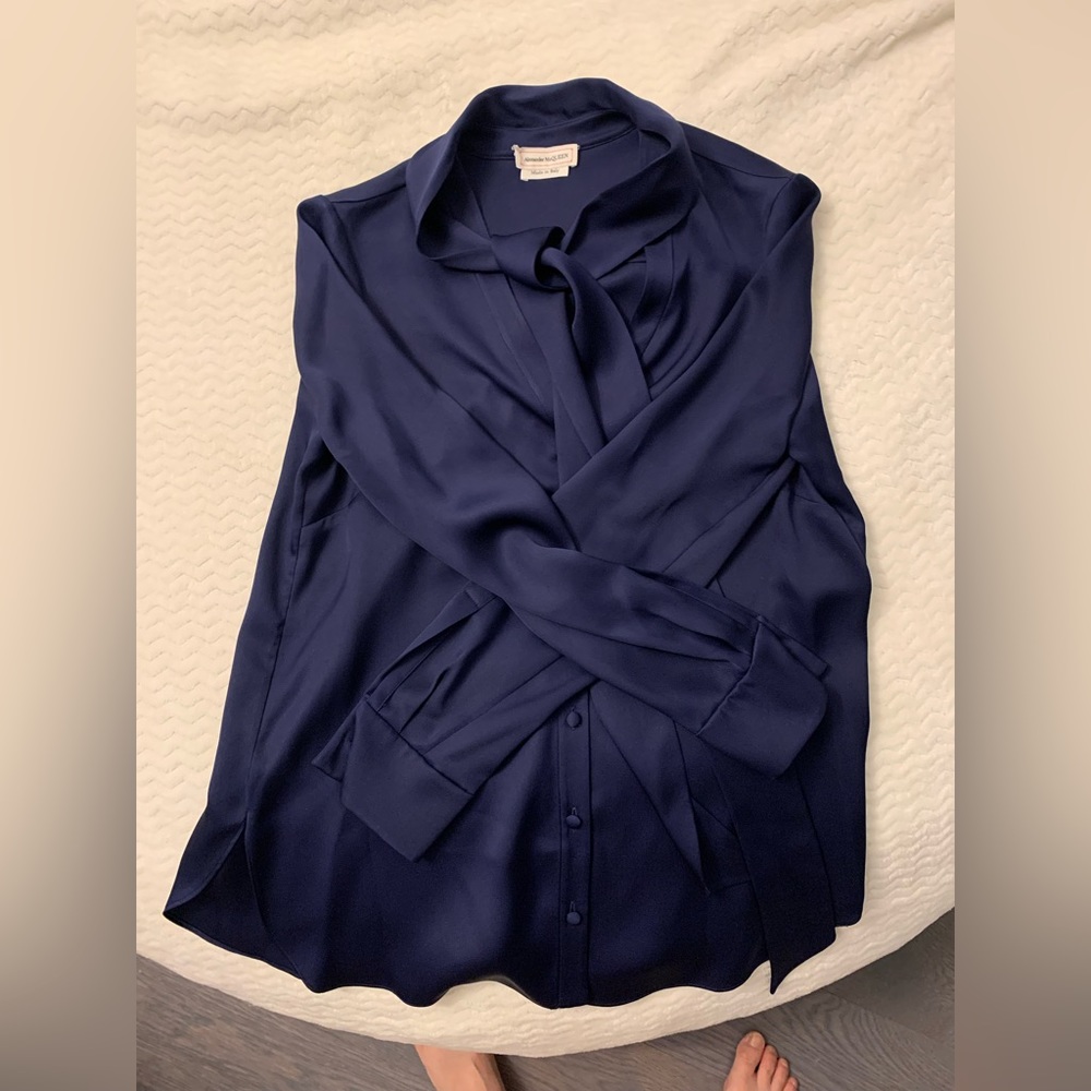 Alexander McQueen 2019 Scarf-Neck silk blouse